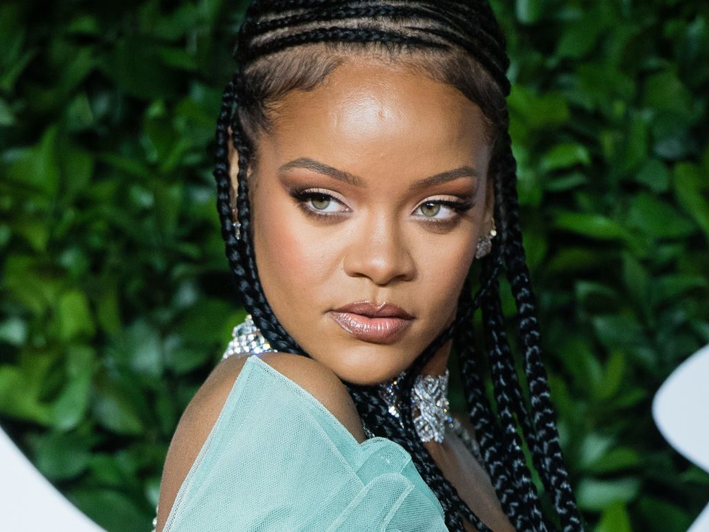 Rihanna 2 1024x769 1