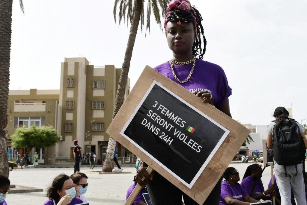 Des Sénégalaises manifestent pour dénoncer la culture du viol