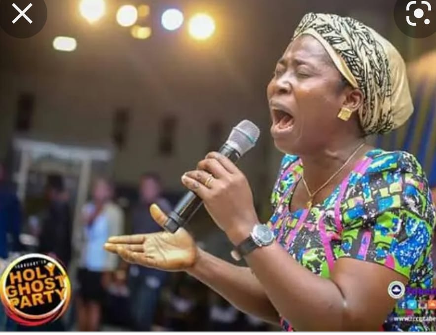 Une chanteuse gospel très connue au Nigéria aurait été tuée par son mari pasteur