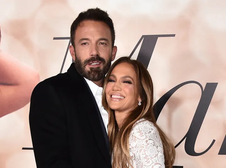 Jennifer Lopez et Ben Affleck s’offrent un mariage d’amour à Las Vegas
